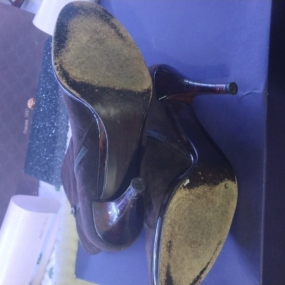 Stuart Weitzman Lithe Cola Suede Ankle Boots Size 38.5 - Picture 10 of 10